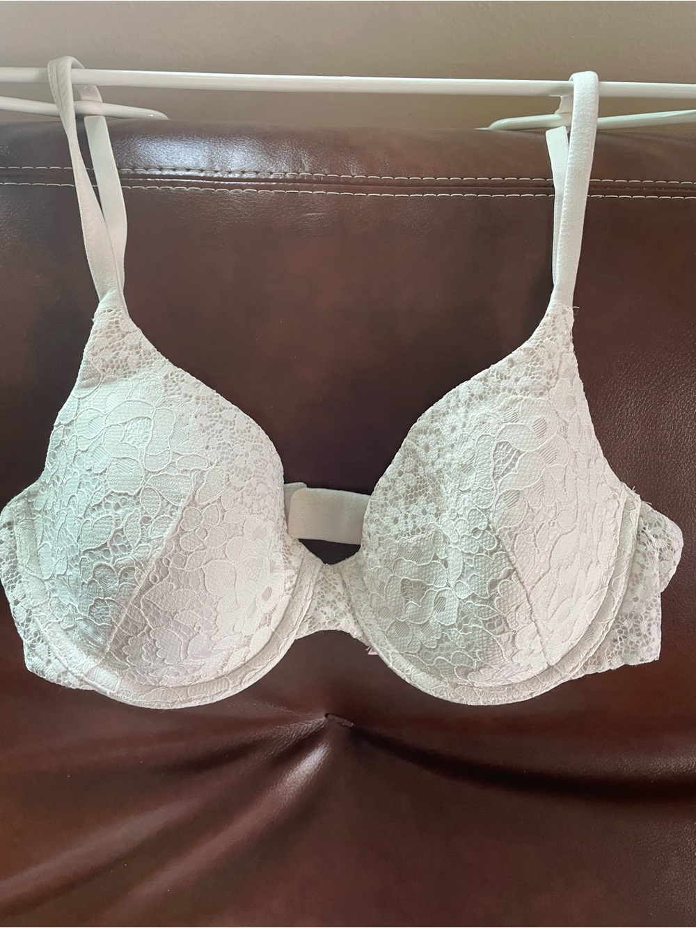 Victoria's Secret White Lace Push-Up Bra
